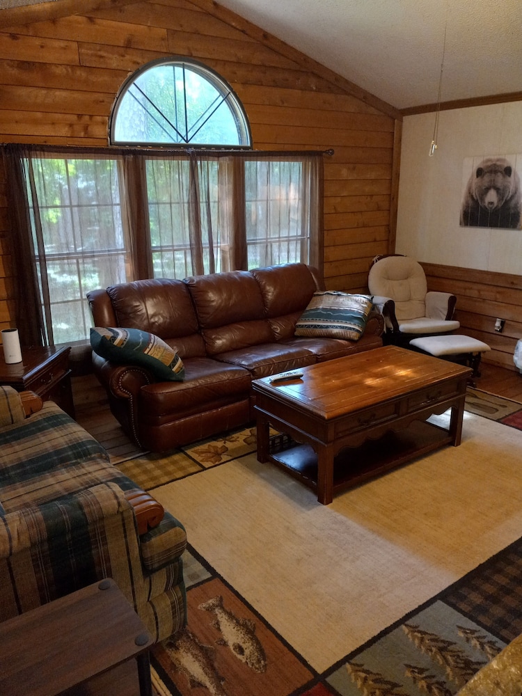 Cedar Falls Motel - photo 14