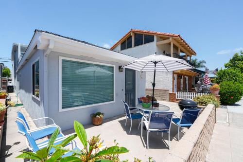 129 Opal Ave A in Newport Beach, United States