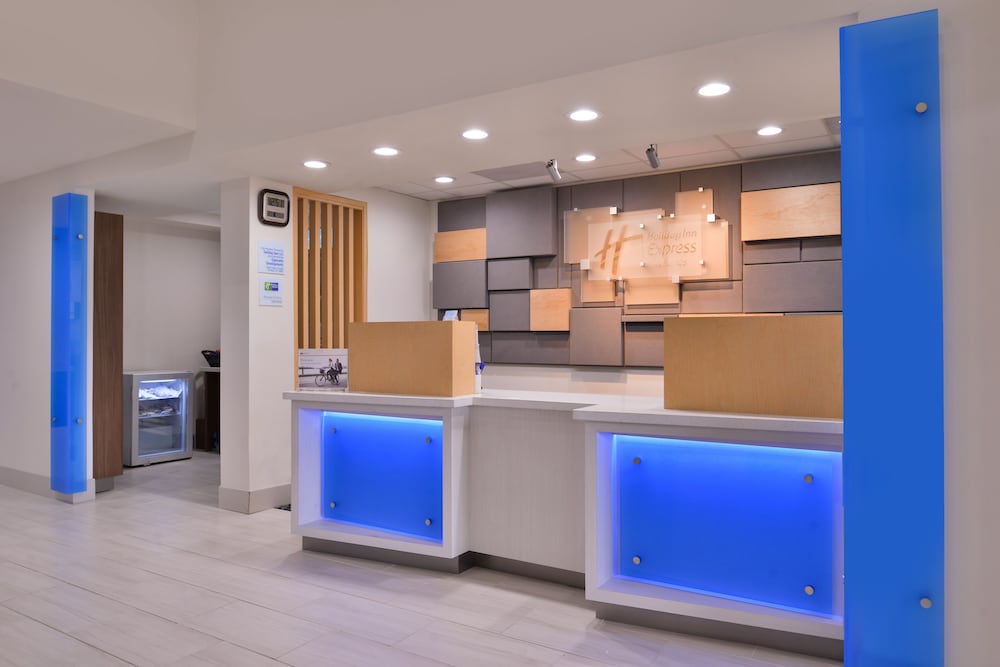 Holiday Inn Express Hotel & Suites Mesquite by IHG - photo 50