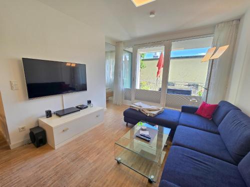 Strandvillen Binz Ferienwohnung mit 1 Schlafzimmer Kamin und Balkon DR 423 — 4-Star Luxury Hotel in Ostseebad Binz, Germany