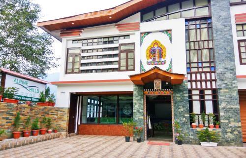 Alpine Hills Retreat in Gangtok, India