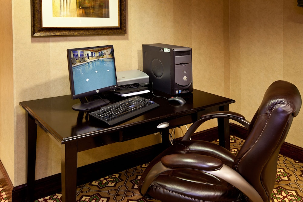 Holiday Inn Express Lebanon by IHG - photo 24