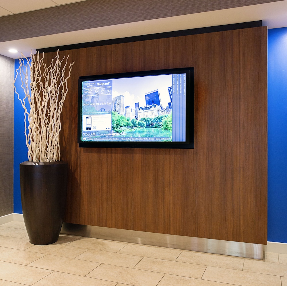 Courtyard Marriott Binghamton - photo 29
