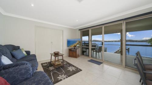 Waterview Retreat Blackwal — Blackwall — photo 2