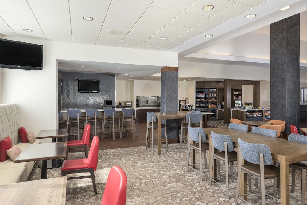 Hilton Garden Inn Scottsdale North Perimeter Center - photo 41