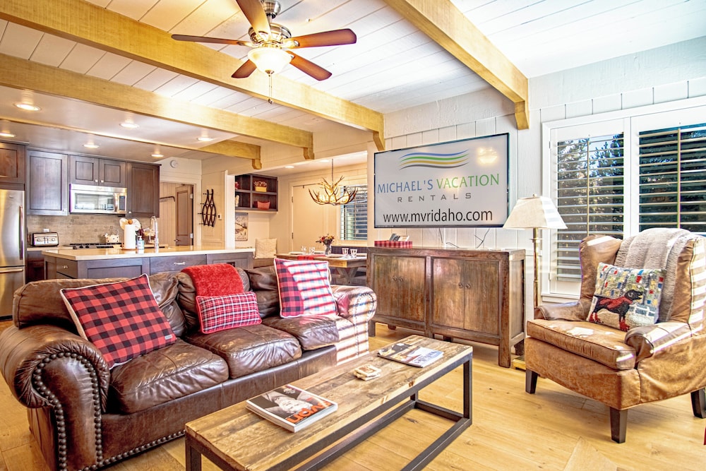 4bd Villager Mountain Retreat Sv Resort Passes — Sun Valley