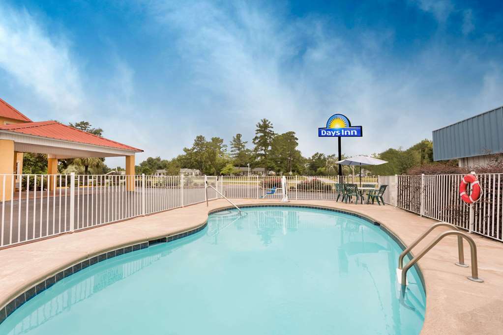 Days Inn by Wyndham Barnwell - photo 11