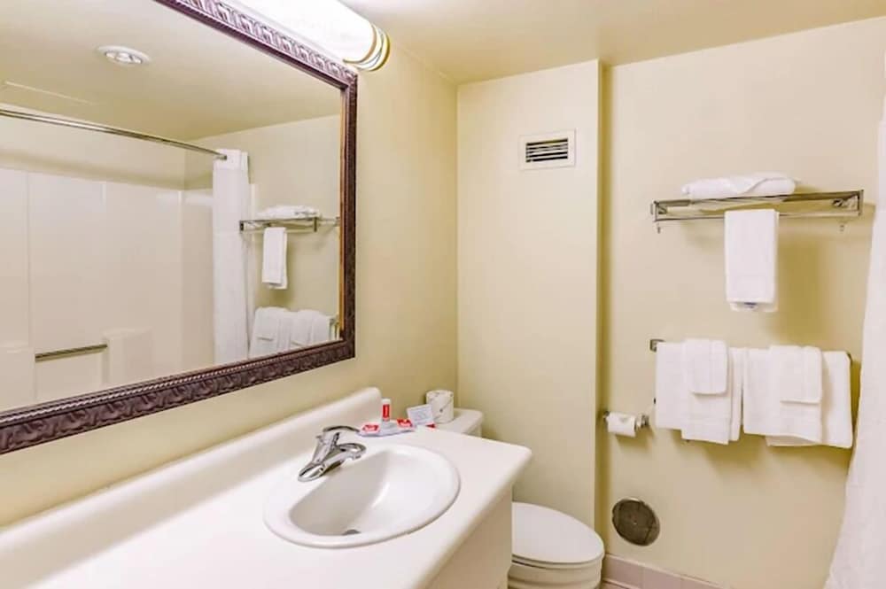 Radford Inn - photo 13