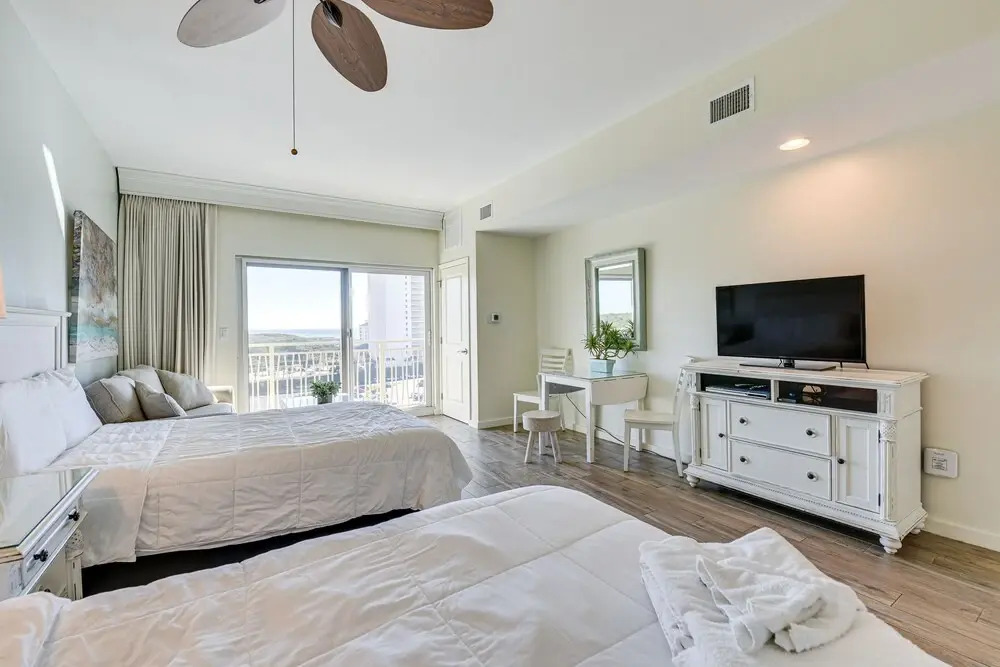 Destin Resort Studio w Pool Walk to Beach - photo 15