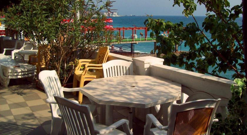 Teplaya Balka - carbon neutral hotel in Yalta