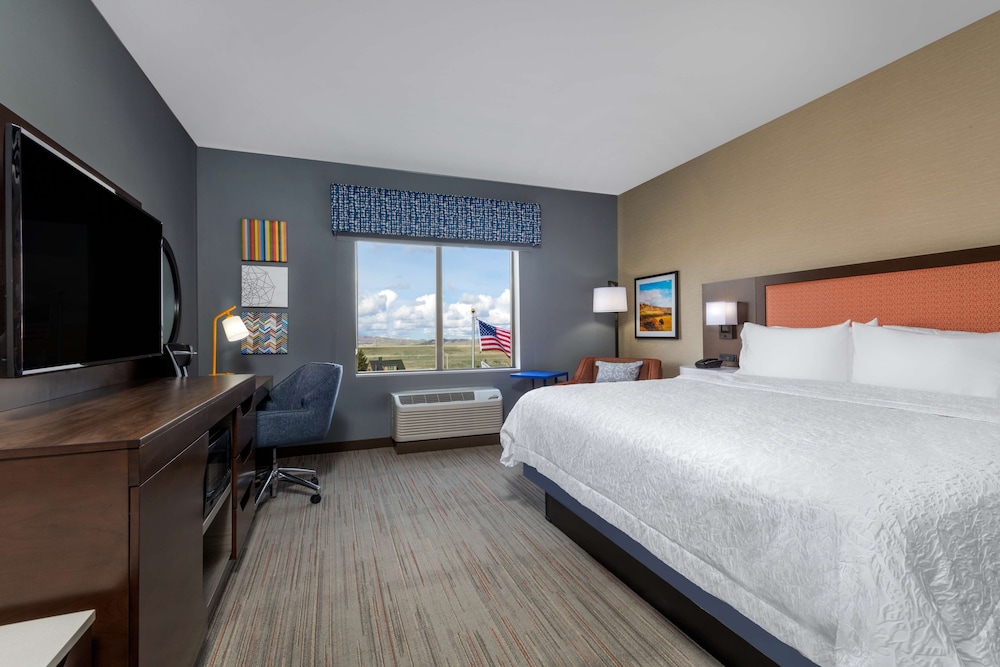 Hampton Inn & Suites Cody - photo 10