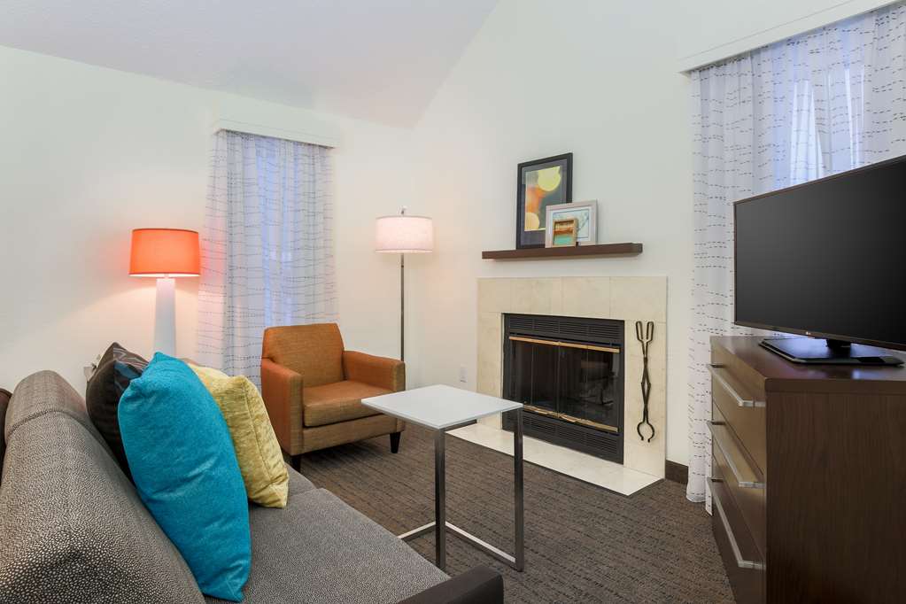 Hawthorn Suites by Wyndham Tinton Falls - photo 12