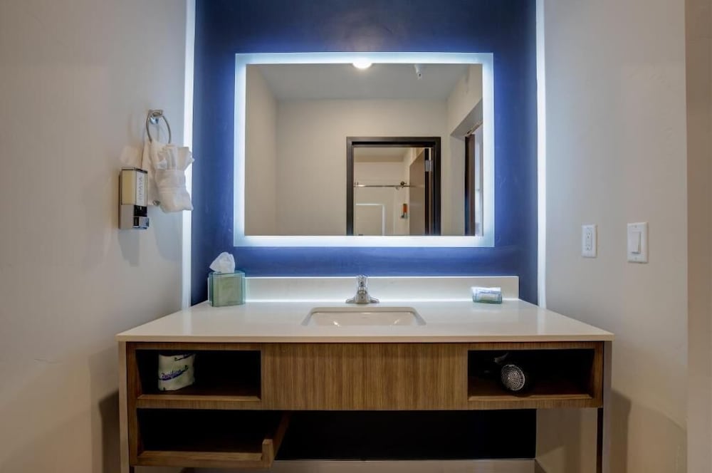 Scenic View Inn & Suites Moab - photo 14