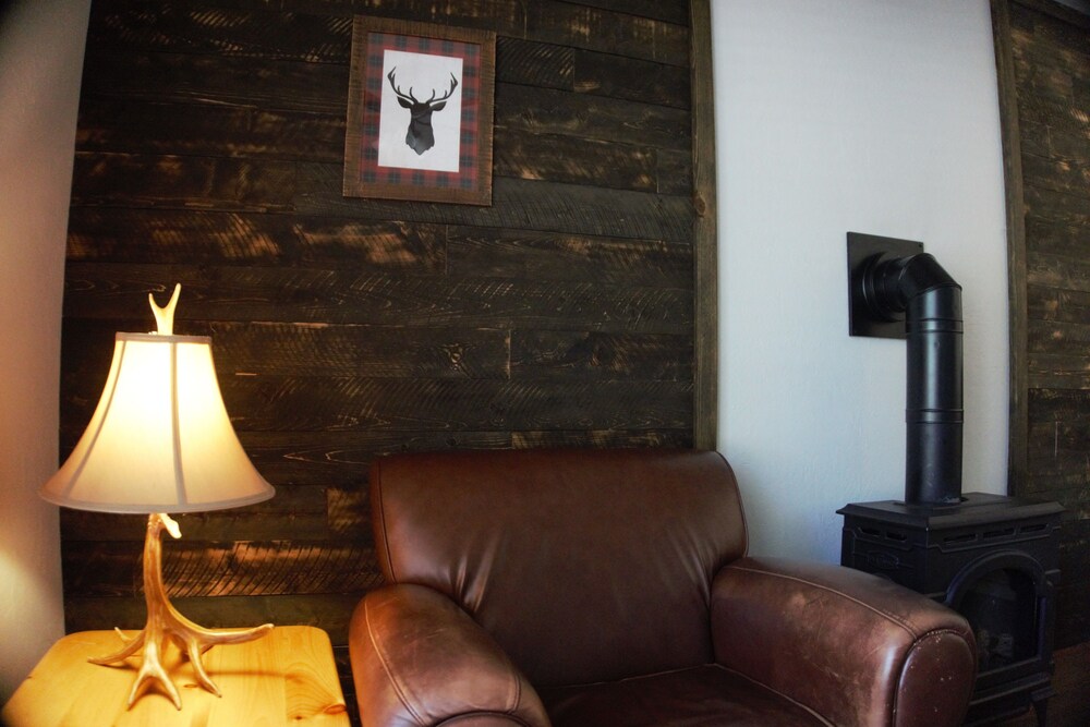 Shaver Lake Village Hotel - photo 68