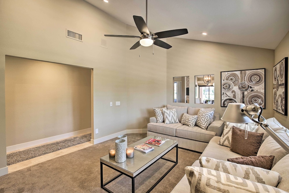 Luxury Remodeled Palm Desert Resort Condo - photo 3