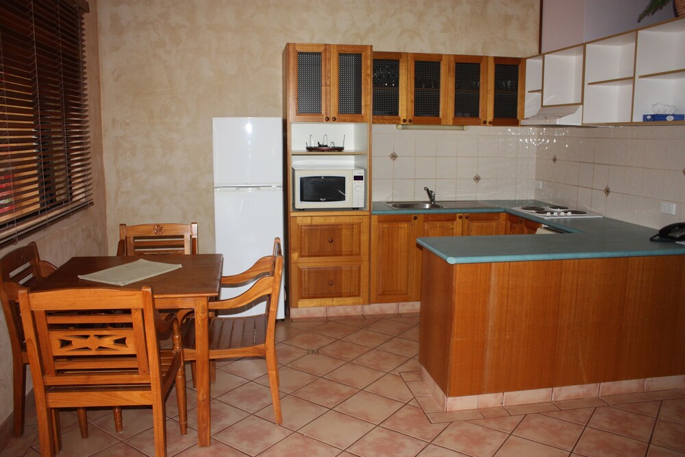 Apartments at Blue Seas Resort — Cable Beach — photo 4