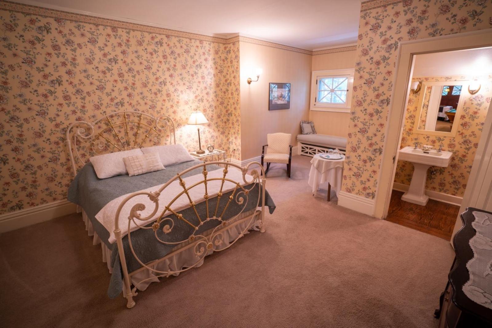 McCloud Hotel - photo 21