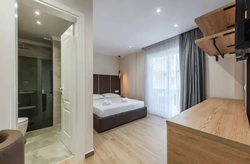 Sea Le Vie Hotel 2 in Golem, Albania