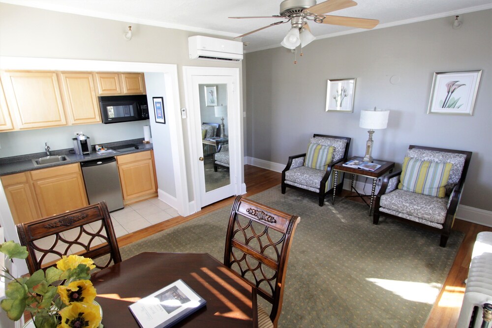 Princess Anne Boutique Hotel - photo 19