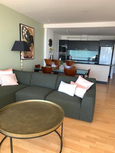 Location location location — 4-Star Luxury Hotel in Napier, New Zealand