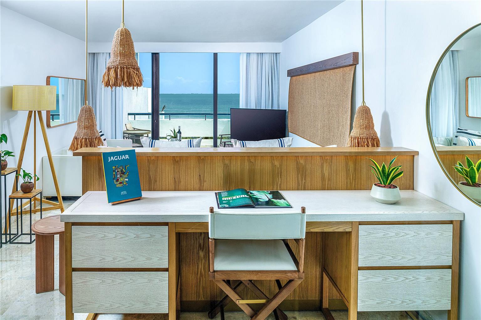 Guest room