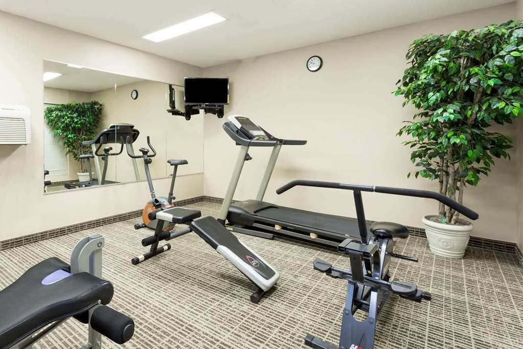 Super 8 by Wyndham Orangeburg North - photo 15