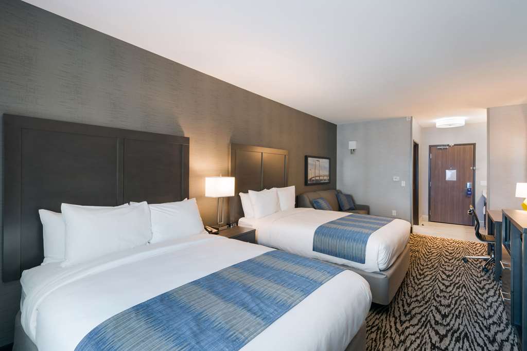Comfort Suites Kennewick At Southri - photo 32