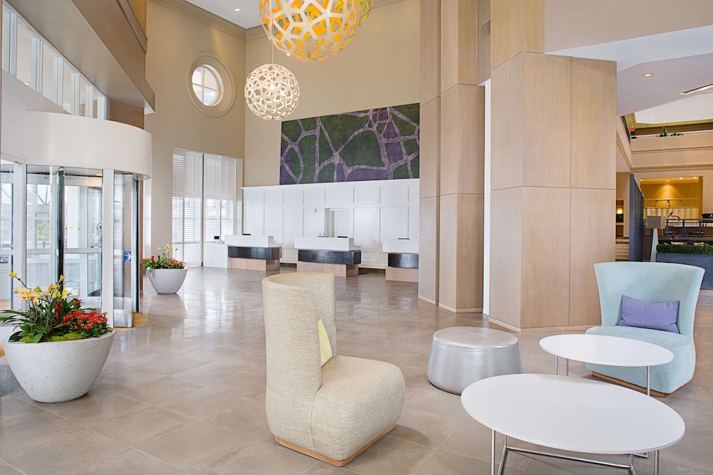 Embassy Suites by Hilton San Diego Bay Downtown - photo 12