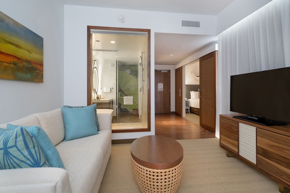 Hyatt Centric Waikiki Beach - photo 11