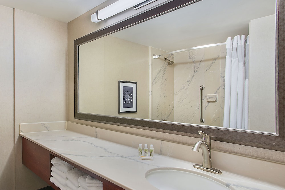 Holiday Inn University Plaza Bowling Green by IHG - photo 28