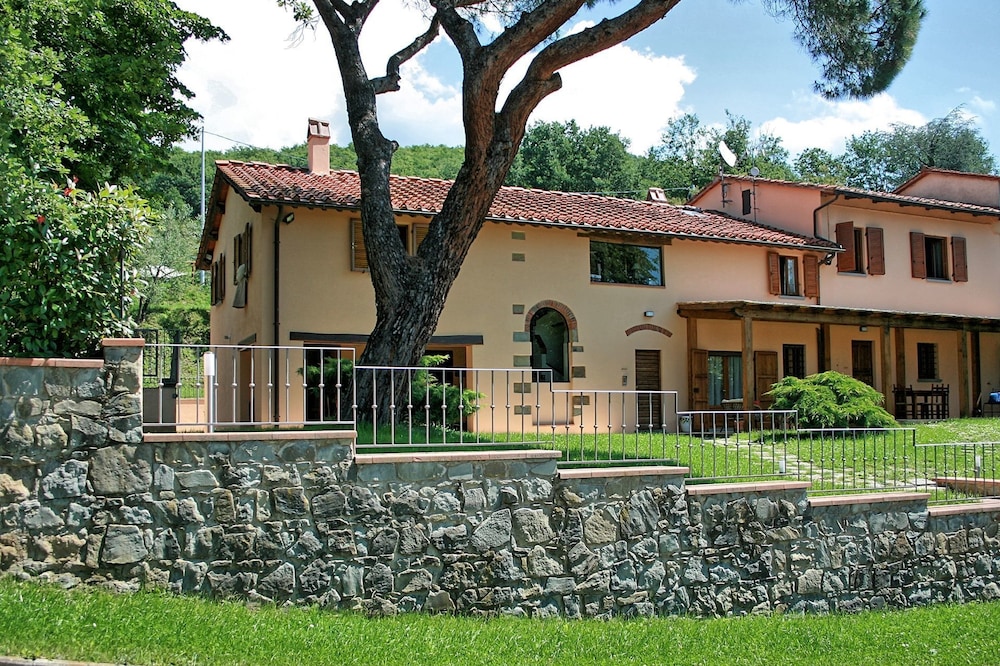 Villa Morandi — 4-Star Luxury Hotel in Loro Ciuffenna, Italy