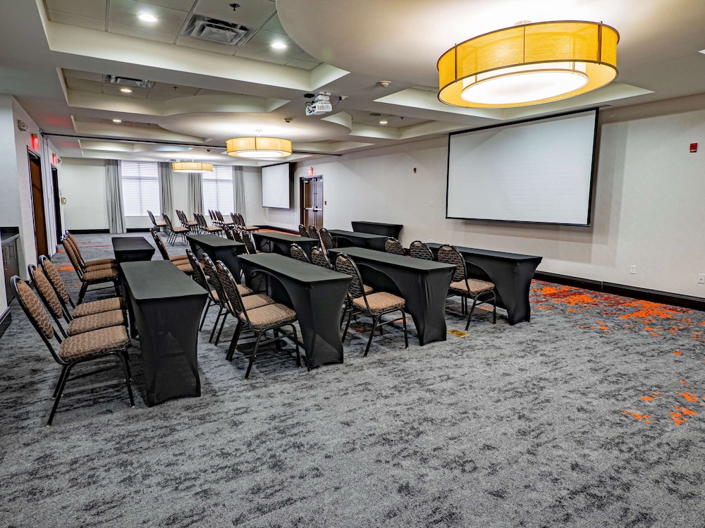 Hilton Garden Inn Atlanta South McDonough - photo 33