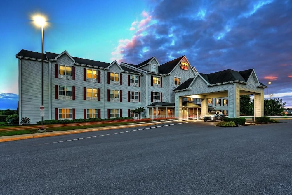 Lancaster Inn and Suites - photo 55