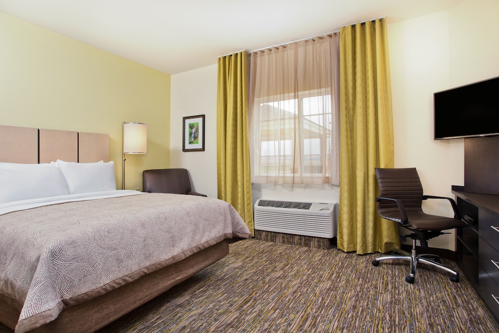Candlewood Suites Fort Campbell Oak Grove by IHG - photo 11