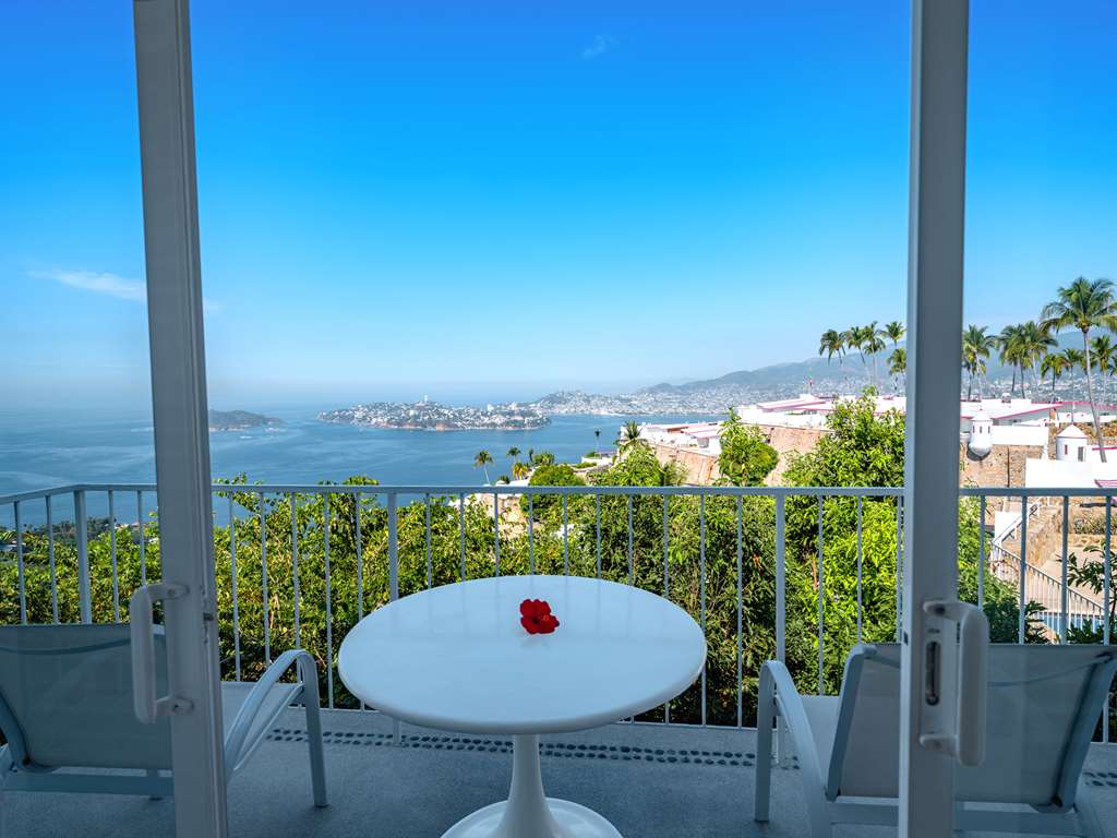 Las Brisas Acapulco Roqueta Suite