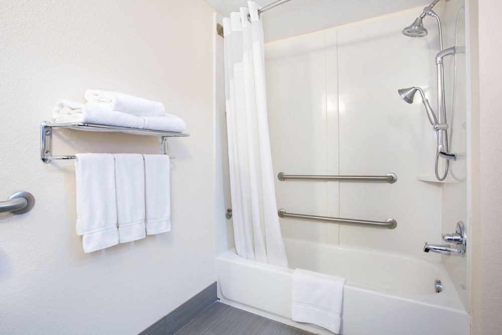 Holiday Inn Express Nicholasville by IHG - photo 30