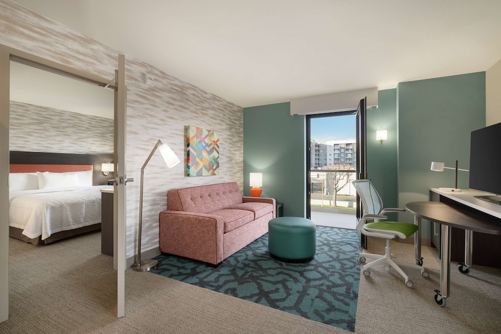 Home2 Suites By Hilton Woodland Hills - photo 16