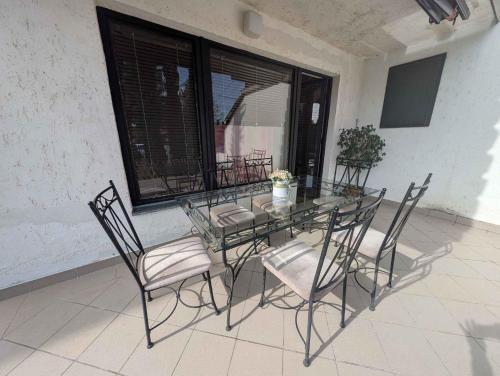 Apartment in Siofok Balaton 54329 — 4-Star Luxury Hotel in Siofok, Hungary