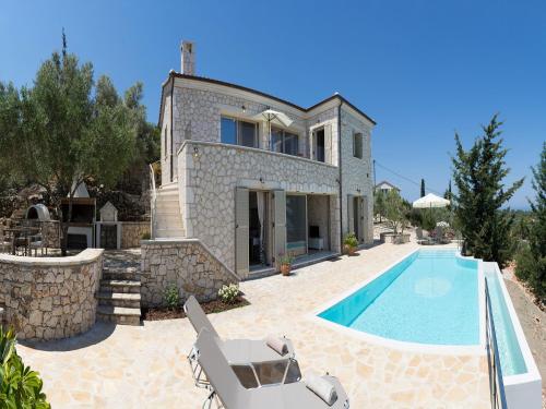 Villa Jiulita — 4-Star Luxury Hotel in Lefkada, Greece