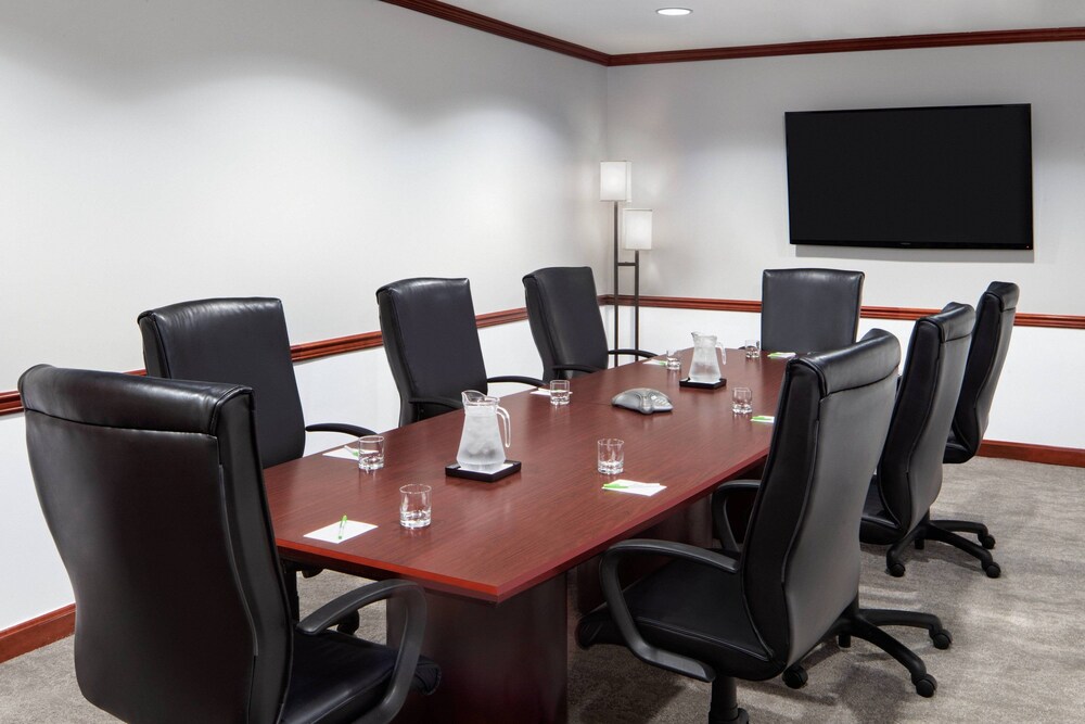 Courtyard by Marriott Stamford Downtown - photo 19
