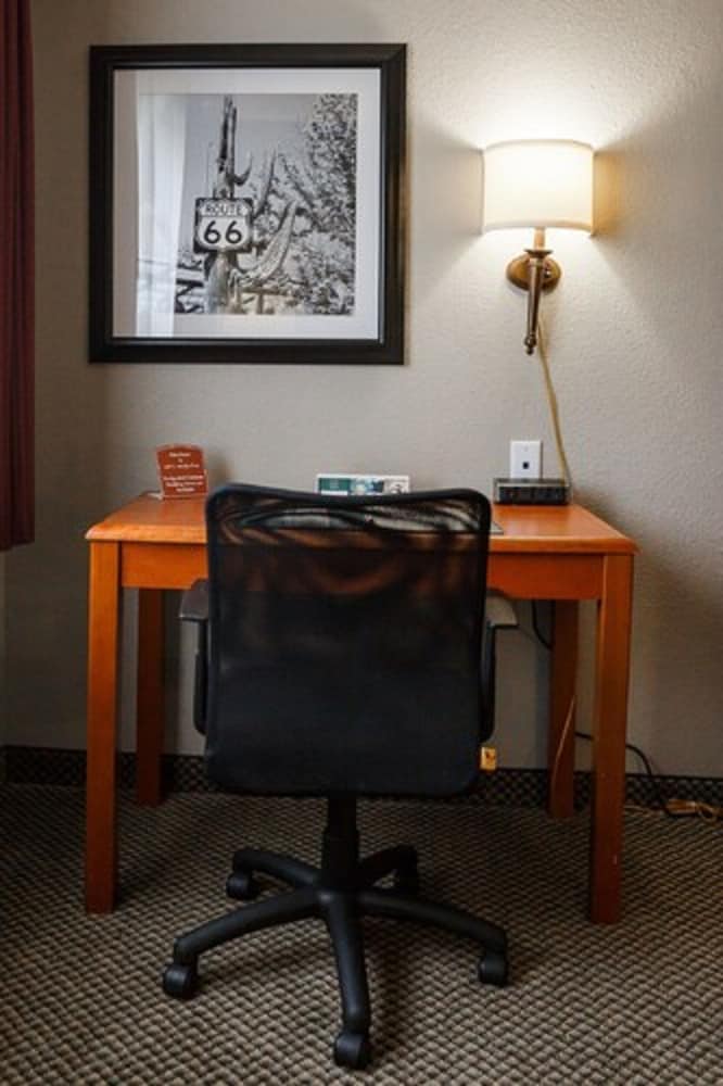 Quality Inn Burlington near Hwy 34 - photo 11