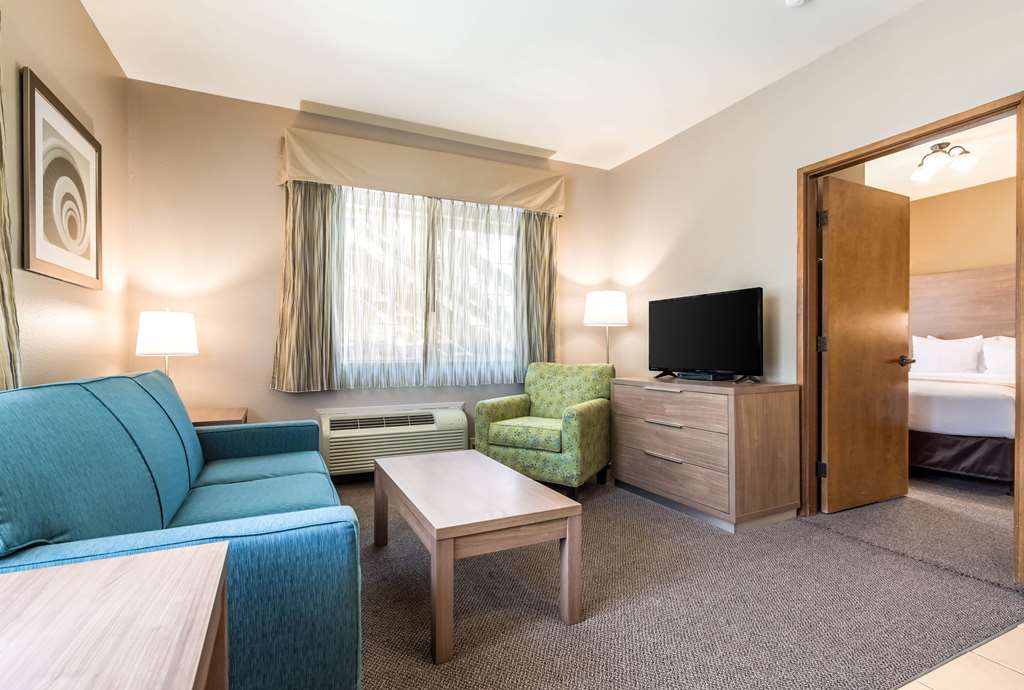Quality Inn & Suites Bainbridge Island - photo 40