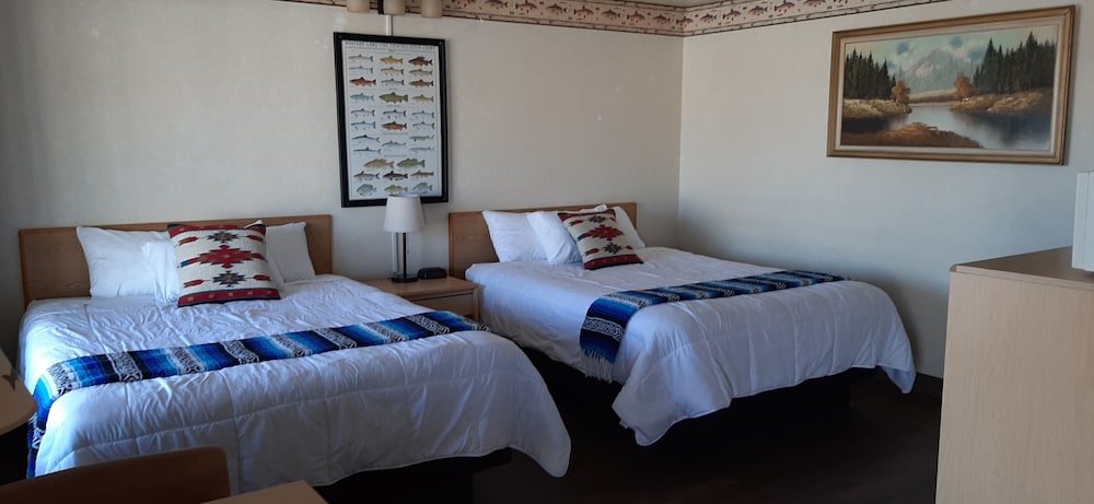 The Riverside Ranch RV Park Motel & Campground - photo 20