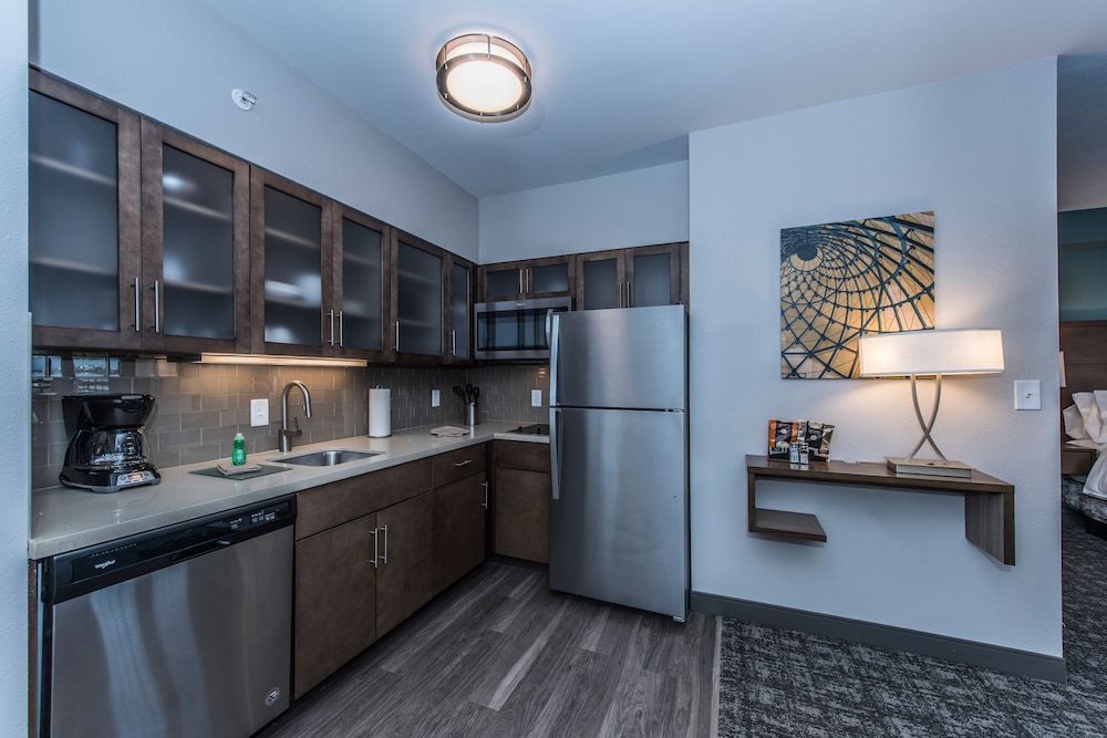 Staybridge Suites Charleston Mount Pleasant by IHG - photo 25