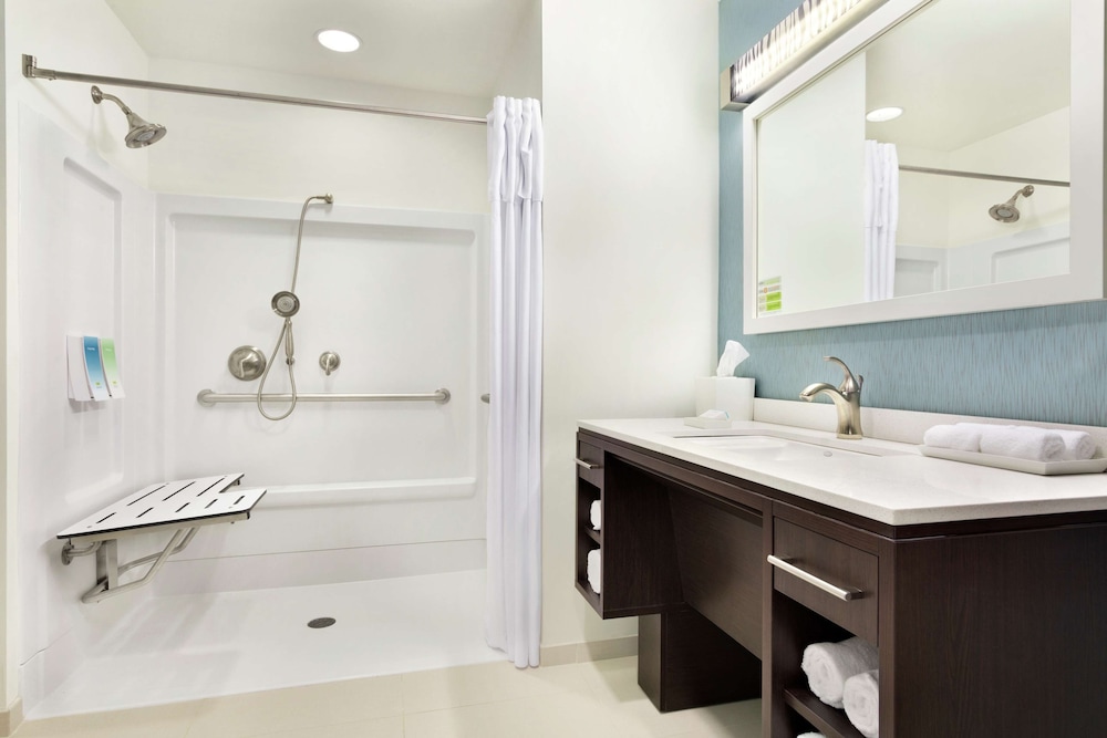 Home2 Suites by Hilton Middletown - photo 15