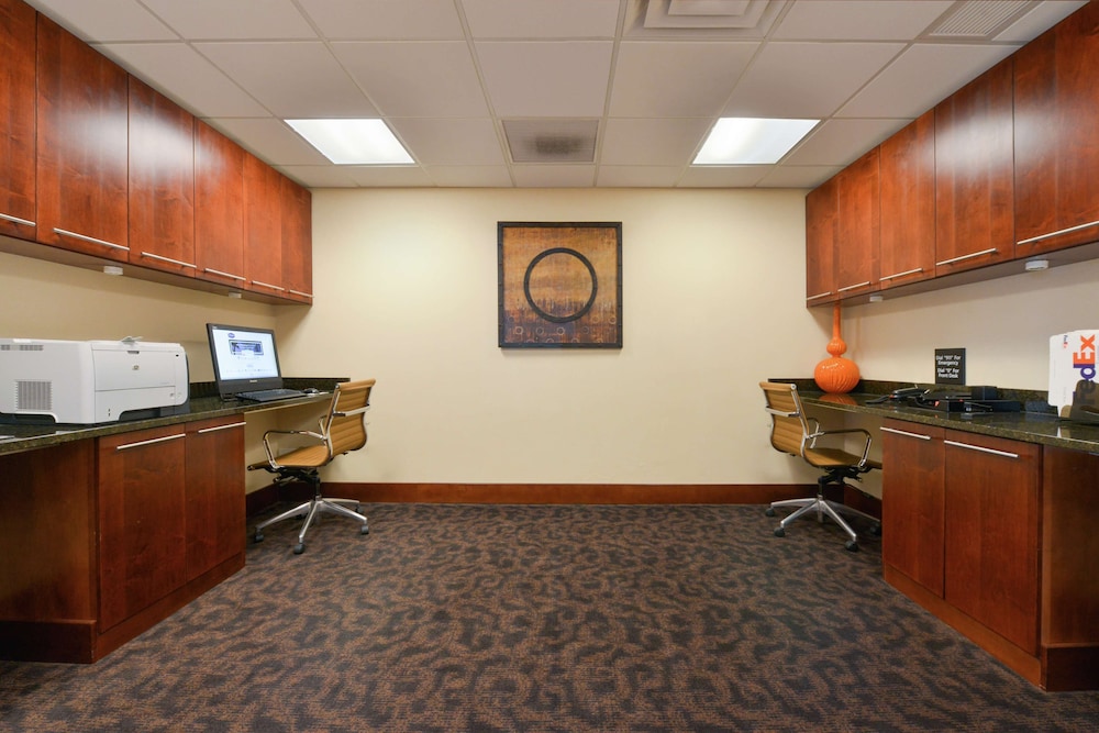 Hampton Inn Frederick - photo 59