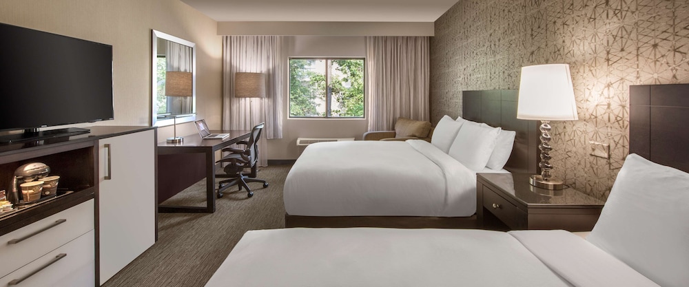 DoubleTree by Hilton Hotel Chicago Wood Dale Elk Grove - photo 10