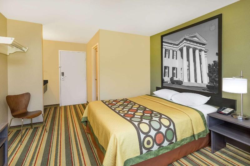Super 8 Vicksburg - photo 17