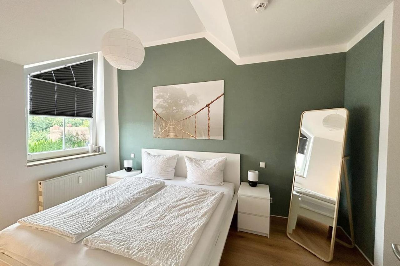 Ferienwohnung an der Messe inkl. Garage — 4-Star Luxury Hotel in Erfurt, Germany