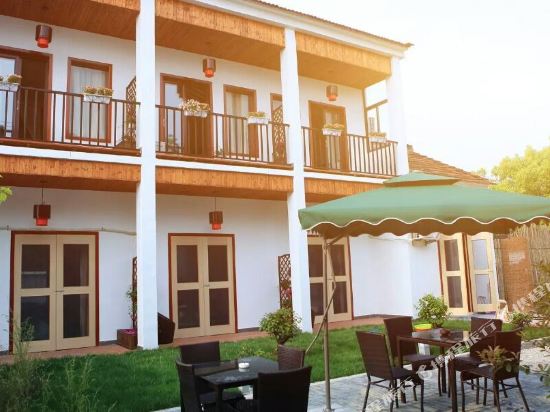 Jiangnanyaju in Yixing, People's Republic of China